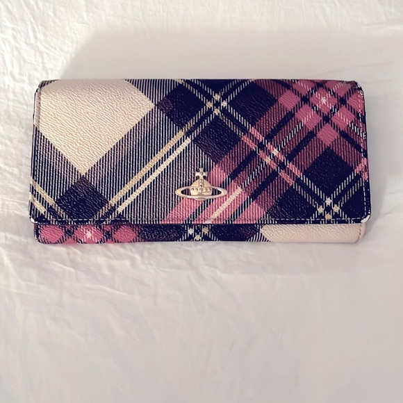 VIVIENNE WESTWOOD ~Pink and Black Plaid Clutch Wallet w/unbranded gold chain - Picture 2 of 9